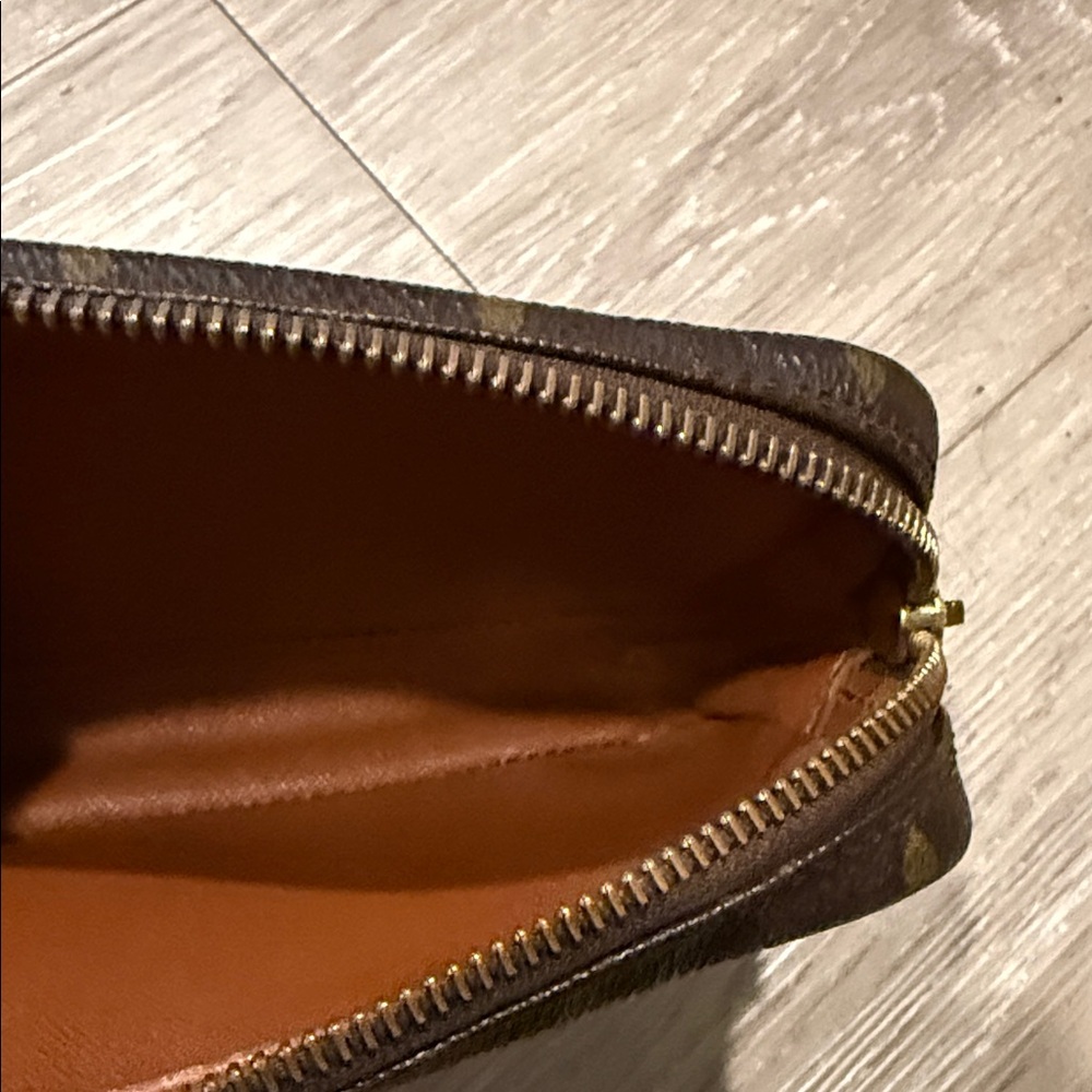 Louis Vuitton Brown Monogram Wristlet - Picture 8 of 14